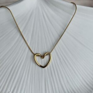 Elegant Heart Pendant Necklace